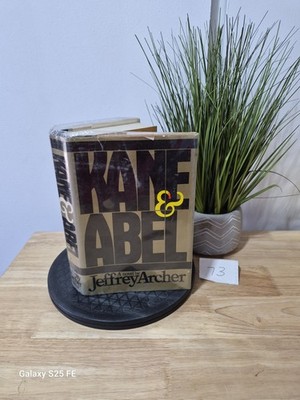 Kane & Abel by Jeffrey Archer 1980 Vintage HCDJ First Edition 
