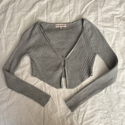 Willow & Wind Gray Knit Cropped Long Sleeve Ring Closure Top Size S