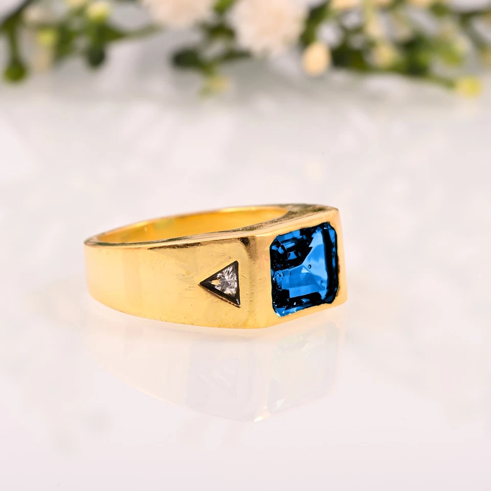 Anillo de topacio azul Londres natural hecho a mano AAA para regalo de boda oro amarillo de 14K Foto 2 de 3