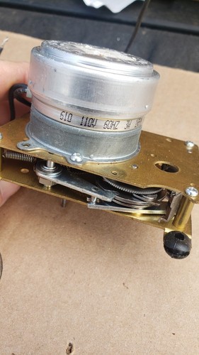 Synchronous Electric Clock Motor Movement 115V 60Hz Simplex 638-391 9430 L16 - Picture 4 of 8
