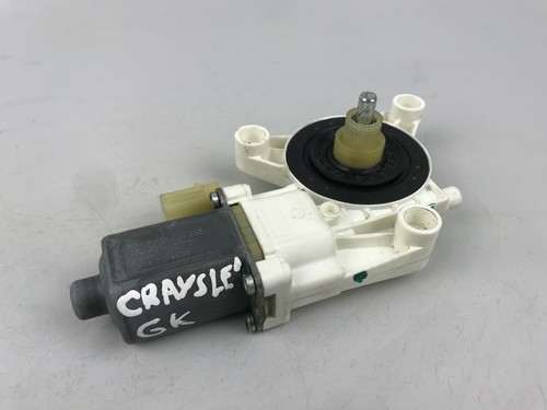 Chrysler Grand Voyager Rear Left Side Door Window Regulator Motor Unit 3018077D - Picture 3 of 12