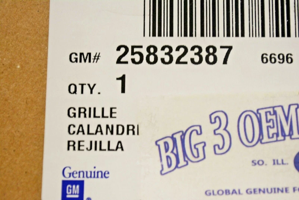 2011-2014 GMC Sierra 2500 3500 Denali двойная кабина передняя нижняя хромированная решетка новая от оригинального производителя - Изображение 3 из 3