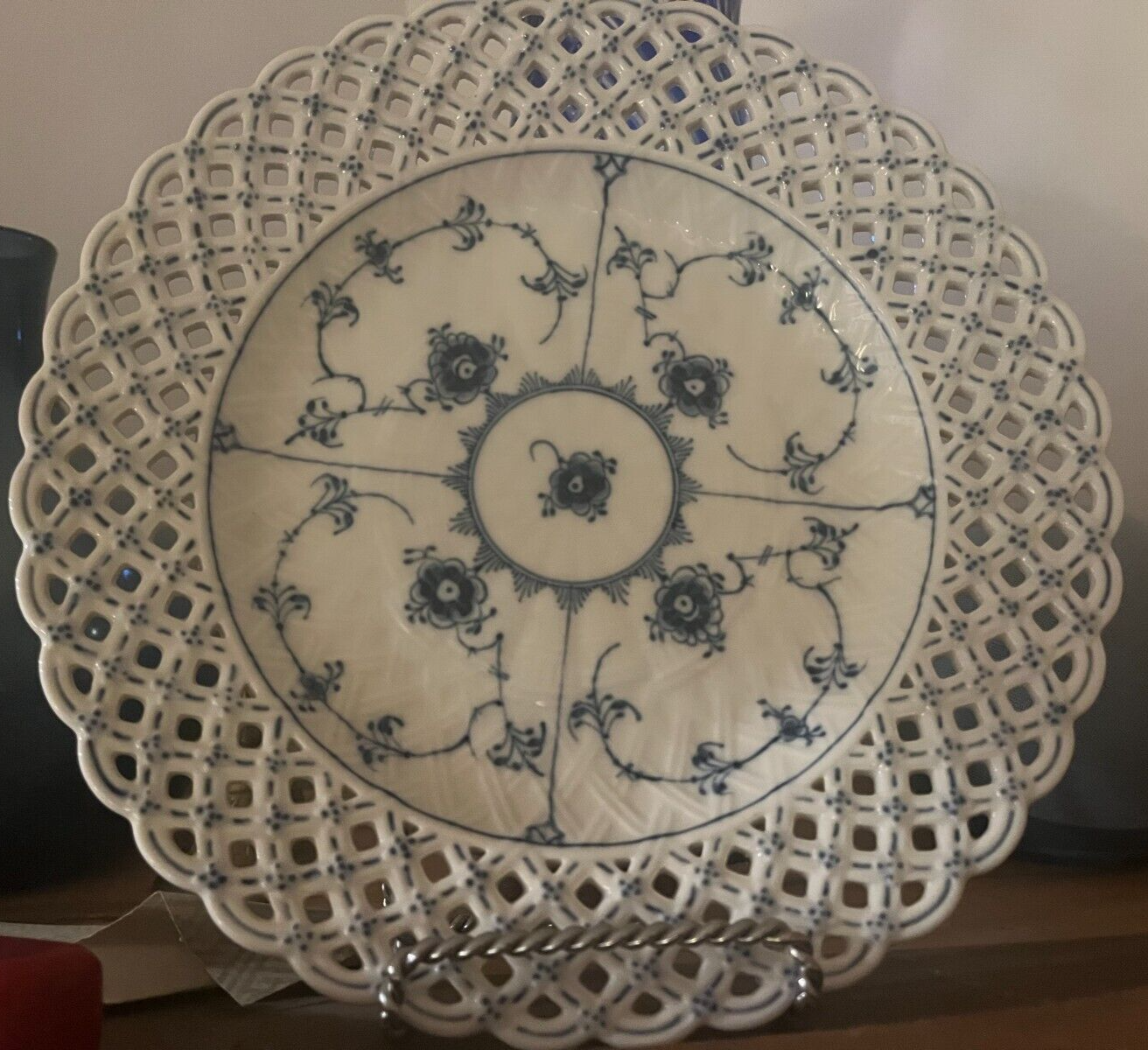 Picture 2 of 5