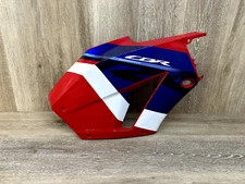 2013-17 - HONDA CBR 600RR -  RH COWL MOULDING - OEM PART# 64310-MJC-A000