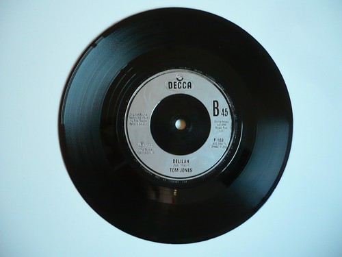 Tom Jones It's Not Unusual / Delilah 7" Vinyl UK 1987 Decca A1/B1 Single EXC - Picture 6 of 10