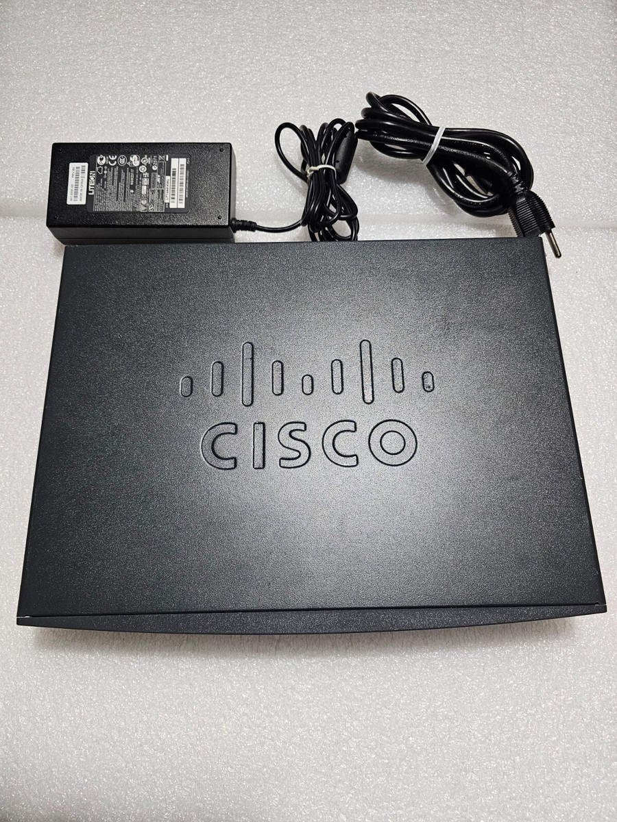 Cisco C881-V-K9 C881SRST, FE WAN, 4 FXS, 2BRI, 1FXO Router with