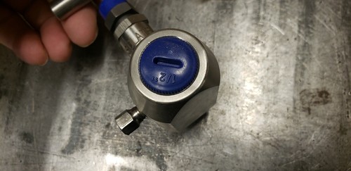 Precision P1/M4W4TBOXL 1/2" Bleeding Gauge Valve 1/2" NPT 6000 psi @ 200F 316SS - Picture 7 of 9