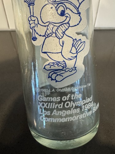 VINTAGE 1980 COCA COLA OLYMPIC BOTTLE 10OZ LOS ANGELES 1984 COMMERATIVE BOTTLE - Picture 8 of 11