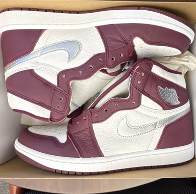 Jordan Air Jordan 1 Retro High OG Bordeaux High Top 555088-611