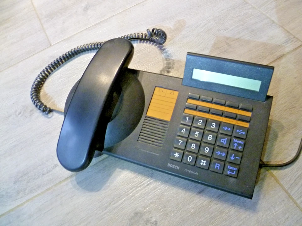 BOSCH Integral TS13.11D digital ISDN Schnurtelefon Telefon Systemtelefon - Bild 2 von 4