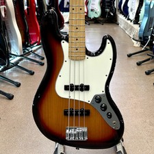 Basso Jazz Fender MexicoPlayer 2022 con custodia morbida