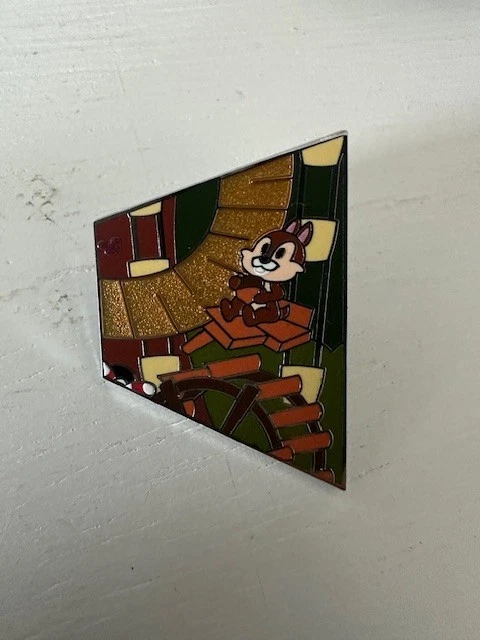 WDW Swiss Family Robinson Treehouse puzzle pin Chip LE575