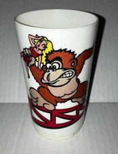 rare vtg 1982 Deka Nintendo Donkey Kong Mario Arcade Game Plastic Drinking Cup