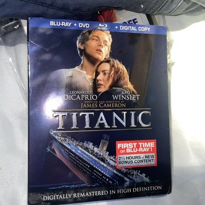 Titanic (Four-Disc Combo: Blu-ray / DVD) With Slip Cover Free Shipping