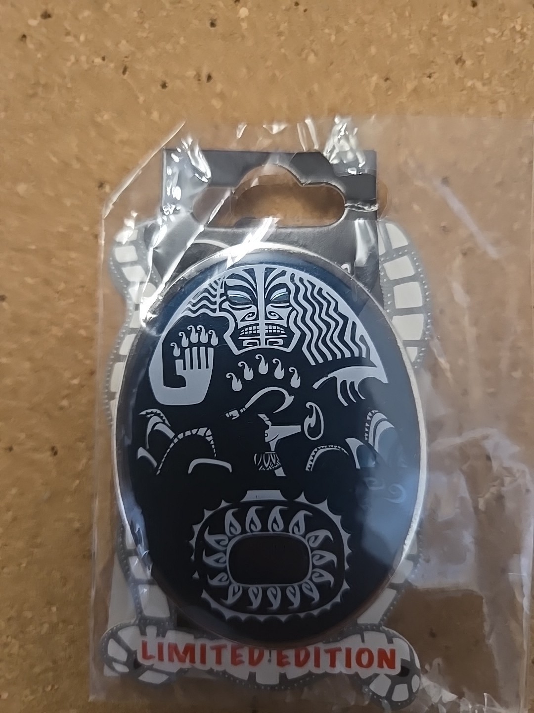 Disney Moana DSSH DSF Hollywood Studio Store Maui’s Tattoo Blue LE 300 Pin 