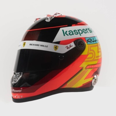 Casque Helmet Sainz JR Renault F1 GP F1 2018 Schuberth 1/2