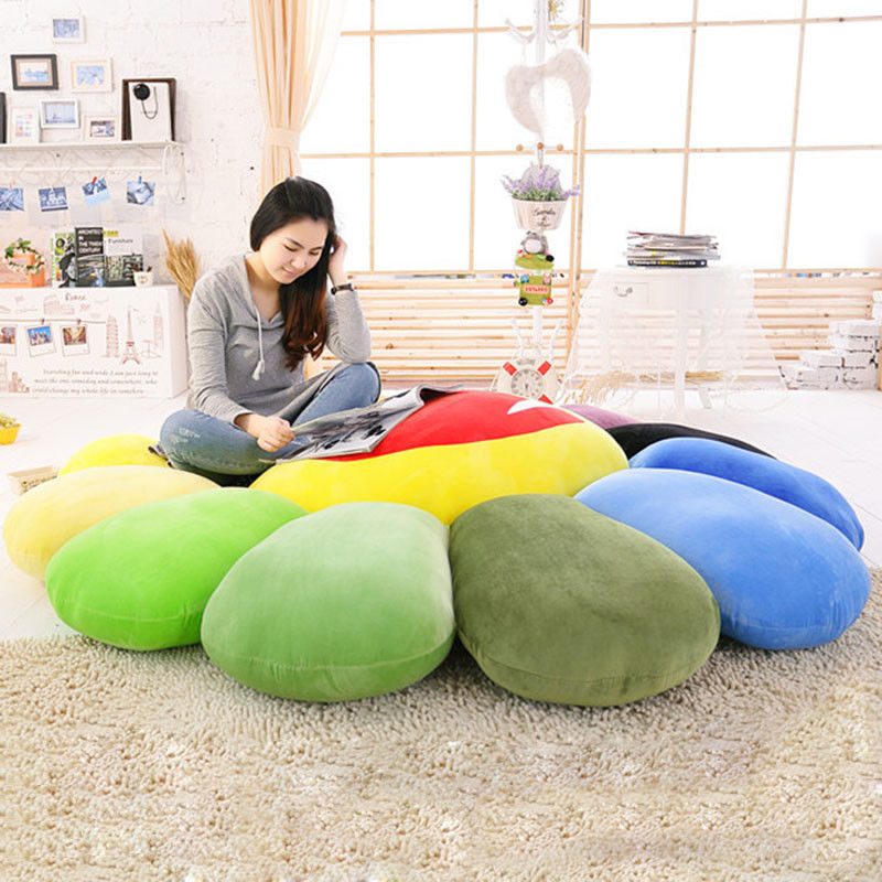 Takashi Murakami KiKi Ohaha Rainbow Flower Plush Cushion Takashi Murakami KiKi Ohaha Rainbow Flower Plush Cushion