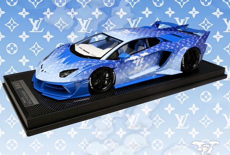 SUPER RARE* Timothy & Pierre 1/18 LB-Silhouette Works Aventador