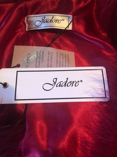 JADORE BNWT (RRP $199) Wine Faux Fur Cape Shrug Bolero Size S - Picture 4 of 7