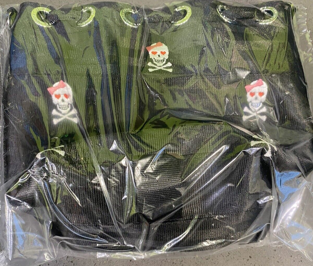 Harveys Tough Love park hopper bag Stand out with a beautiful new bag from Harveys! This Park  main image 4