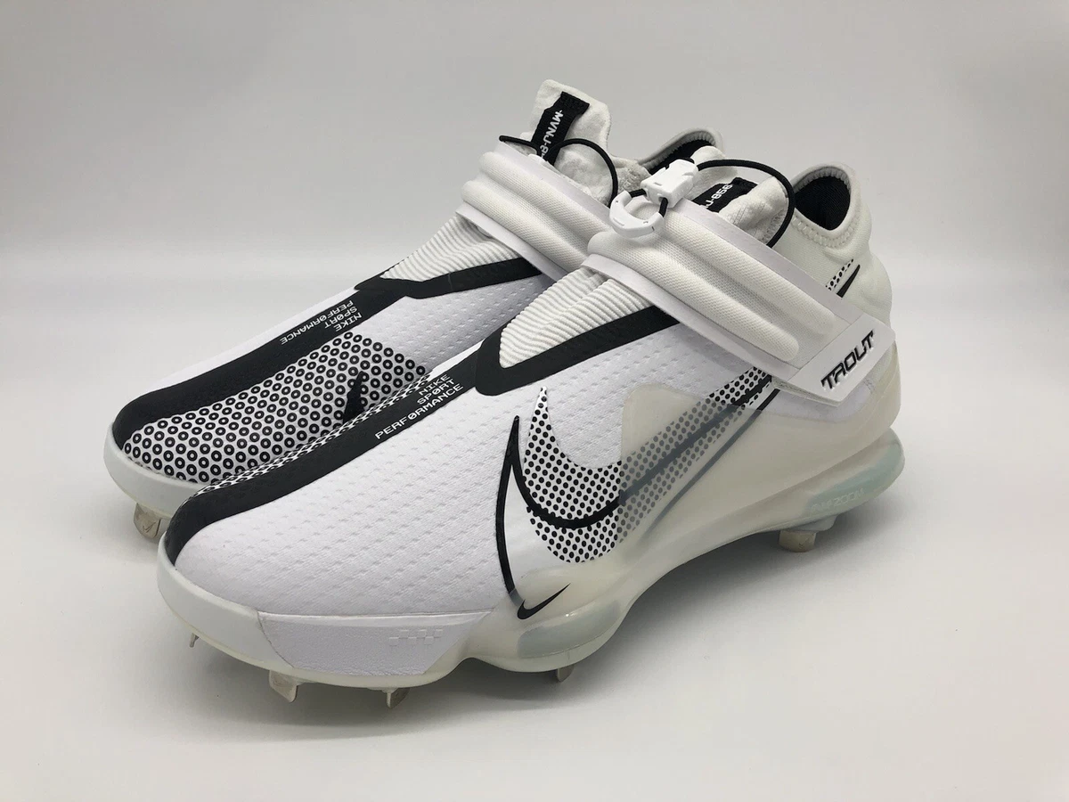 Mens size 12 baseball best sale cleats