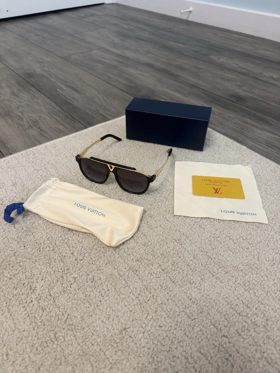 Louis Vuitton Black Black Sunglasses for Men for sale - eBay