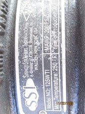 SSI 2.5" double disc check valve 0250-125WTI wafer style. Used. 6" total dia.