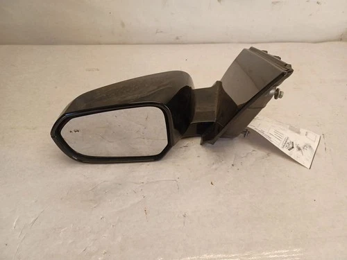 Driver Side View Mirror With Heated Dlw Opt Ukc Fits 16-18 VOLT 3100937