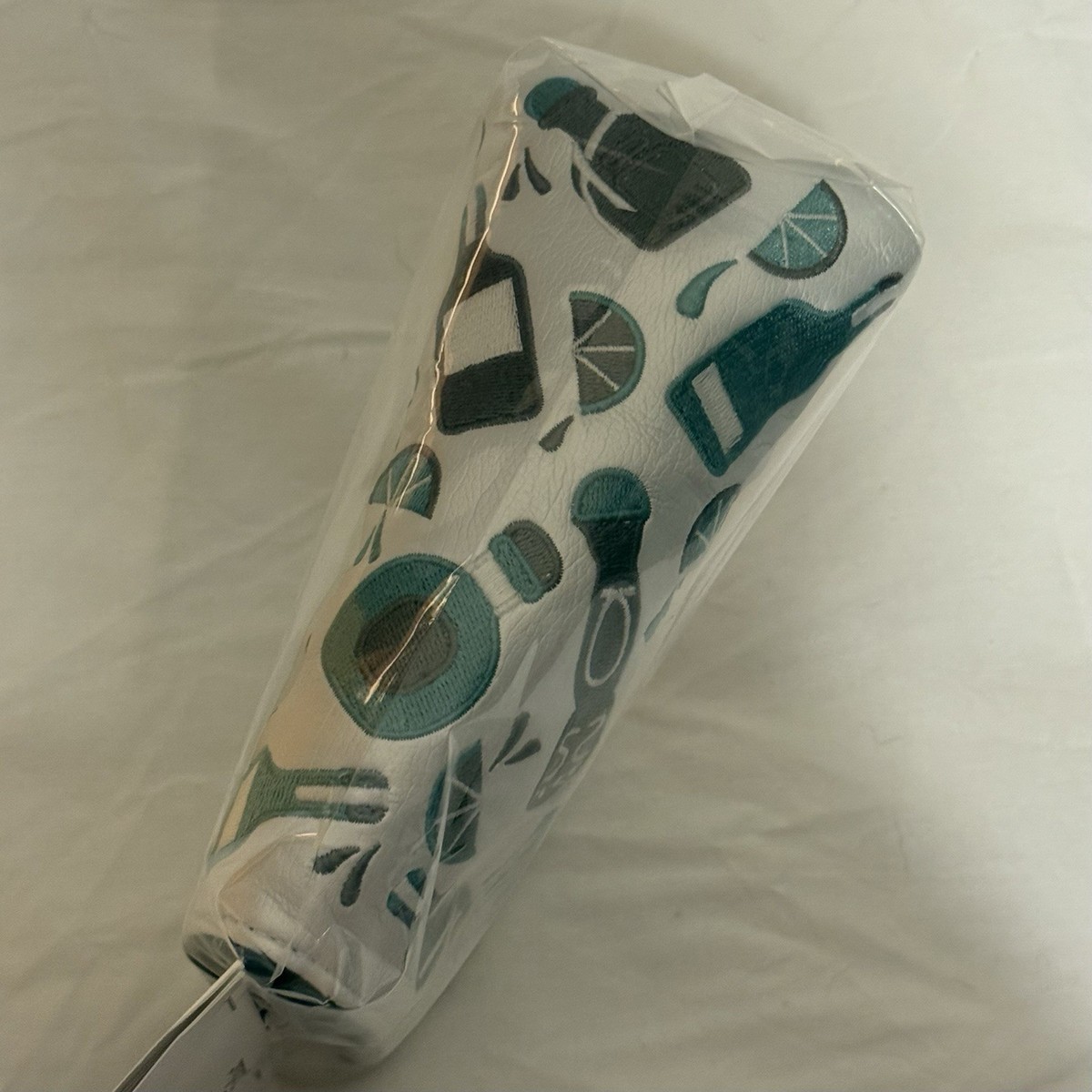 Titleist Scotty Cameron Champions Choice Newport Putter Headcover (D-N2334649614) | 2nd Swing Golf Titleist Scotty Cameron Champions Choice Newport Putter Headcover (D-N2334649614) | 2nd Swing Golf