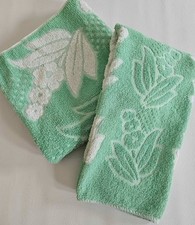 VTG 50s JADEITE GREEN TWO (2) PIECE TOWEL SET Sculpted Fieldcrest FLORAL