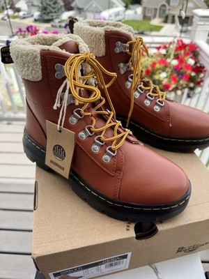 DR. MARTENS AIRWAIR LADY BOOT, SZ 8M, COMBS W FL, RUST TAN 