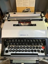 Vintage Underwood 450 Portable Mechanical Typewriter with Case - Not Tested  thumbnail