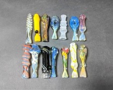 LOTE DE 25 PIPAS PARA FUMAR CHILLUM DE VIDRIO DE 3" ARENA MOVEDIZA COLOR SURTIDO 25 PIPAS $30.00