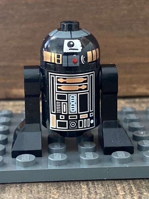 Lego Star Wars R2-q5 Black Astromech Minifigure Droid R2d2 for sale online | eBay