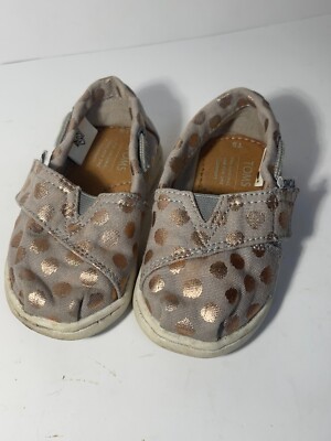 TOMS toddler rose gold polka dot toddler shoes, size T5