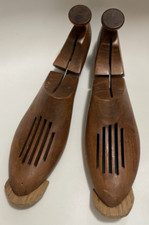 Vtg Pair of Wooden Cedar Shoe Forms Molds Stretchers Decoration 11  