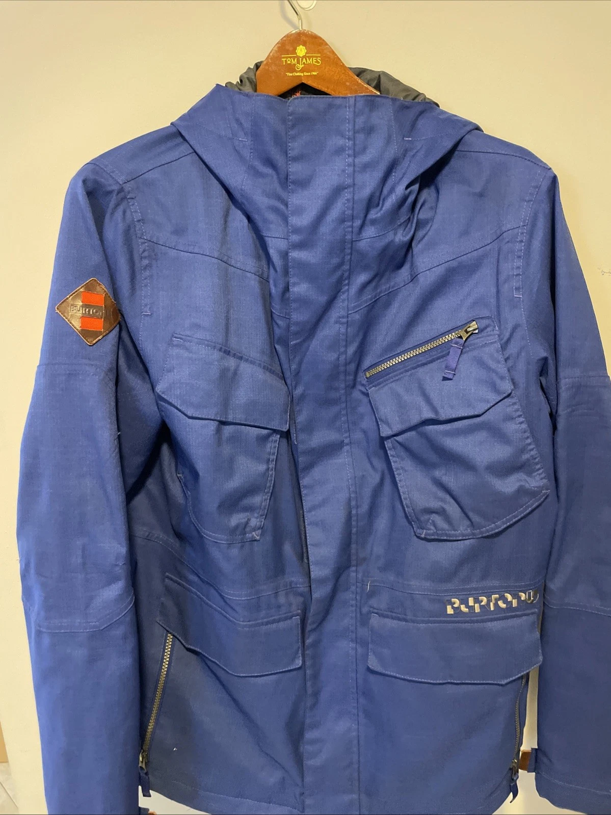 burton hooded lined zip pockets vented dryride jacket