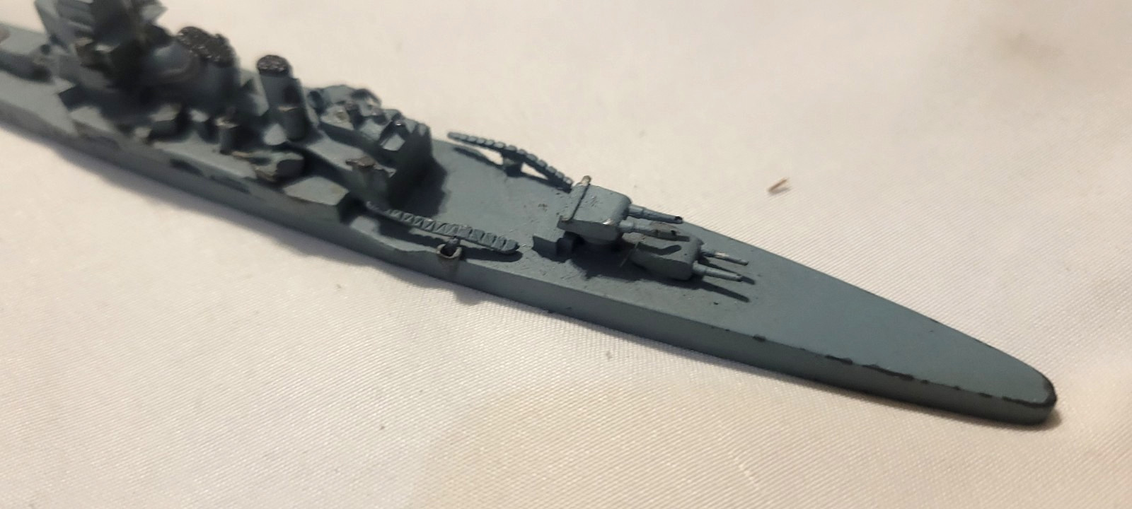 Comet Heavy Cruiser 1/1200 scale WW2 Waterline Ship