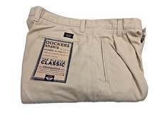 Dockers Khakis Pleated Classic Mens Pants No Wrinkles Tan 36 x 31
