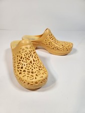 Dansko Pippa Cutout Clog Boho EU 40 US Women 9 Floral Festival Yellow Mules