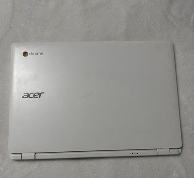 White Acer Chromebook 13.3 CB5-311-T9B0 15  2.1GHz 16GB SSD 4GB RAM W/ Charger