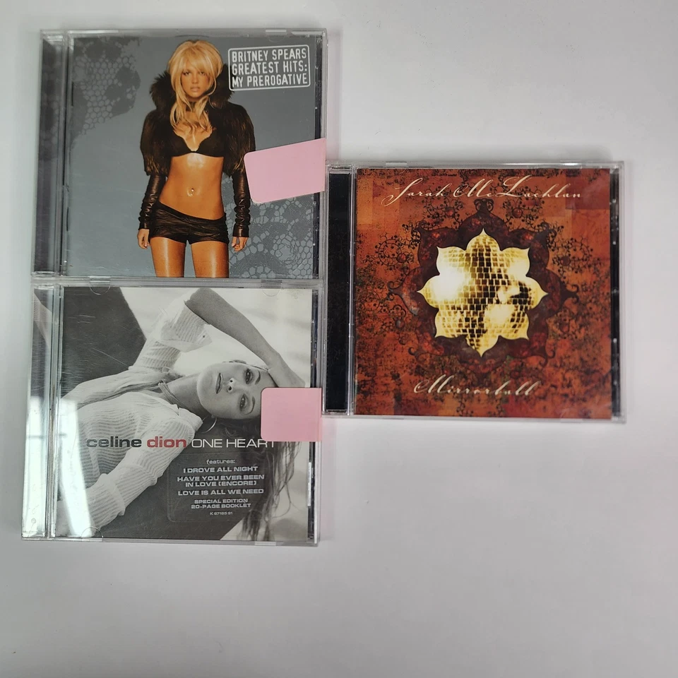 Britney Spears Greatest Hits Celine Dion One Heart Sarah McLachlan Mirrorball Foto 2 de 2