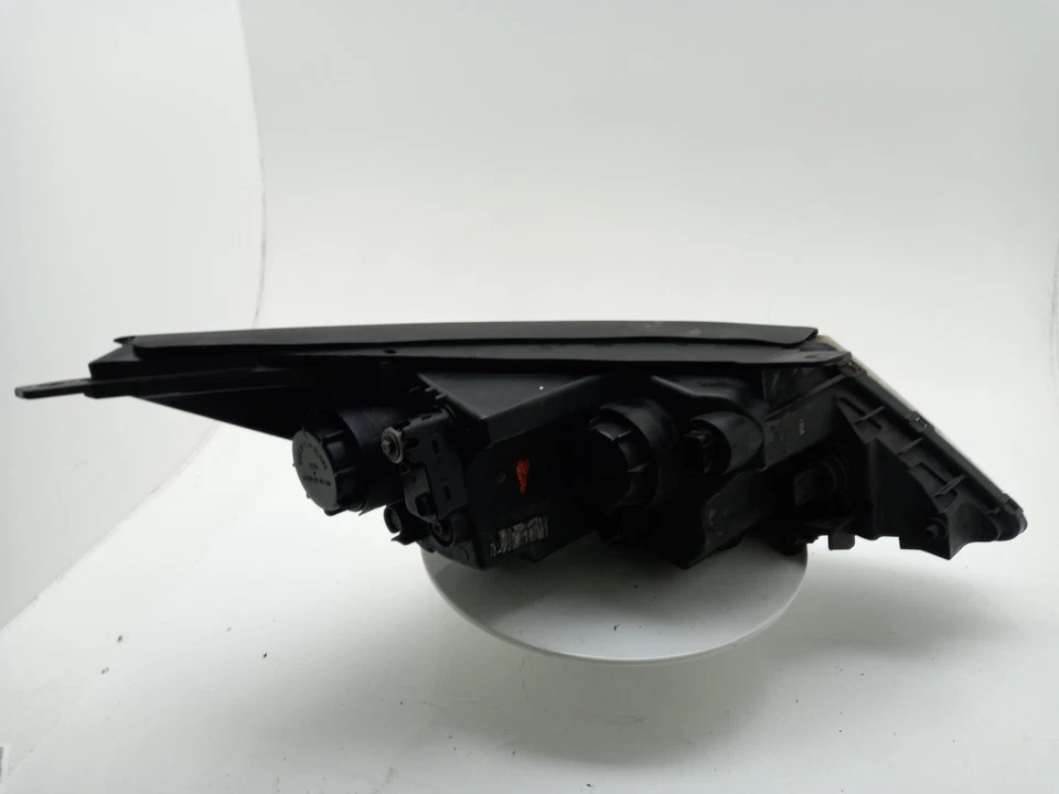 Faro delantero KIA SPORTAGE N/S 2010-2014 5 puertas Estate LH Foto 4 de 4