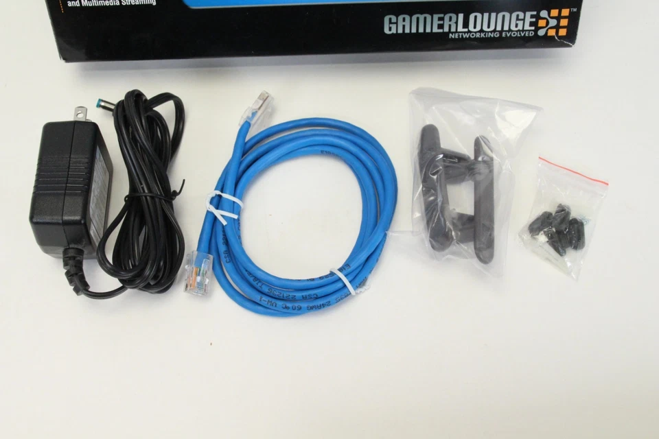 D-Link DGL-4100 Gamer Lounge Broadband Gigabit Gaming Router w/ 4-Port Switch - Image 3 of 4