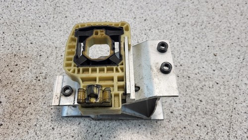 BMW G30 530i, Adapter rechts, 51117357216, 7357216