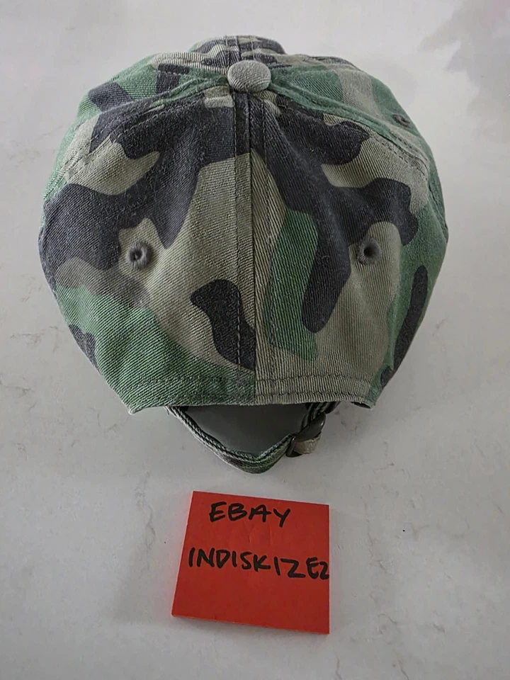 Gorra de campamento Supreme Camo 6 paneles con logotipo rojo con tirantes Foto 4 de 4