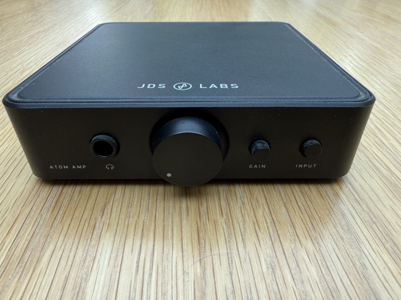 JDS Labs Atom Headphone Amplifier with Original Power Supply in good condition