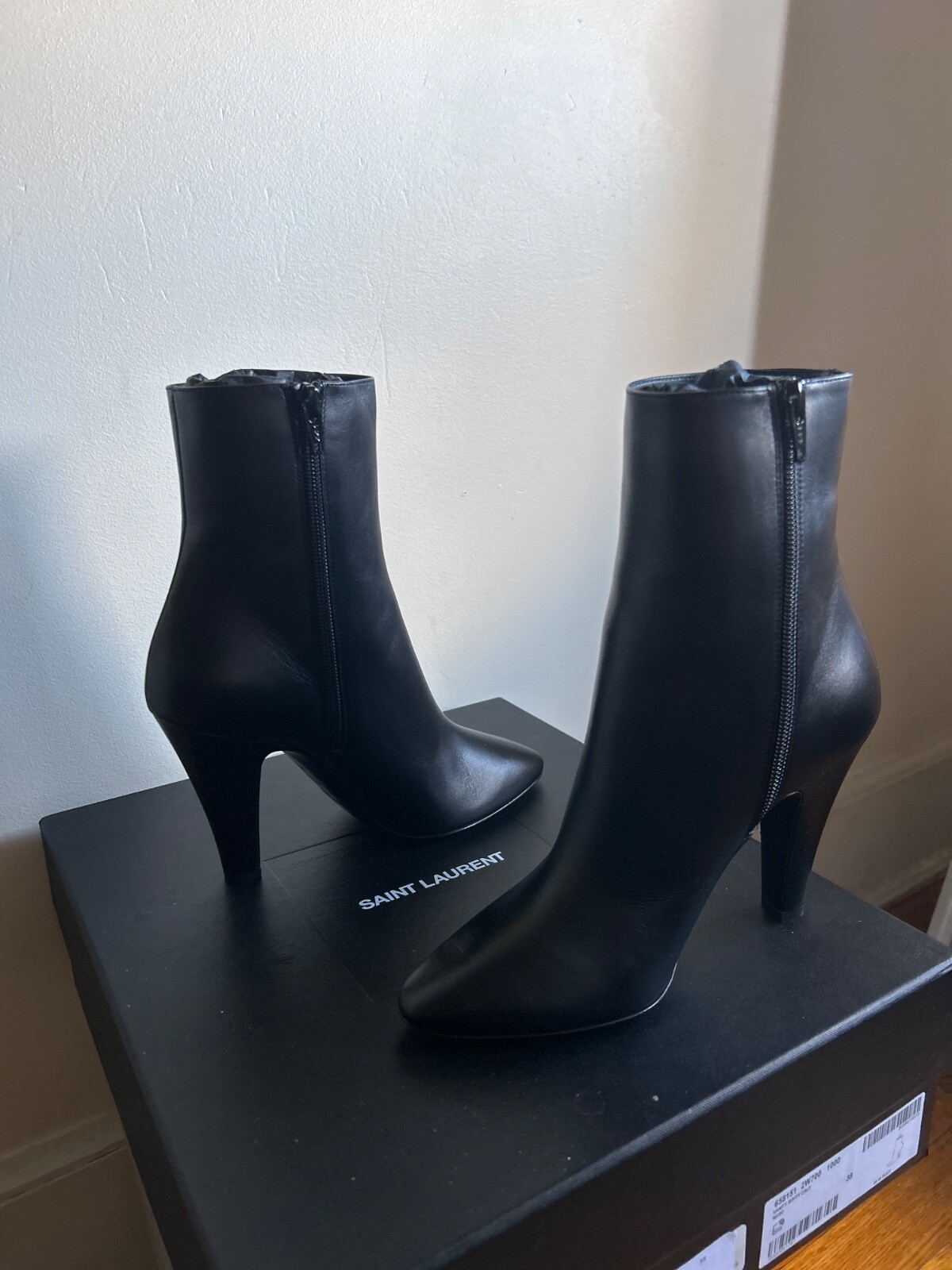 **NUOVI DI ZECCA**Stivali Yves Saint Laurent (658151 vanity softy polf) taglia 38 (US 7 5)