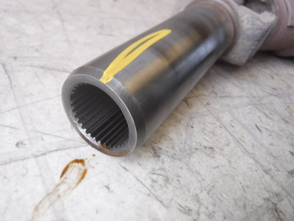 06 2006 Cadillac Escalade Chevy Tahoe GMC Yukon 4x4 OEM Rear Drive Shaft Foto 2 de 4