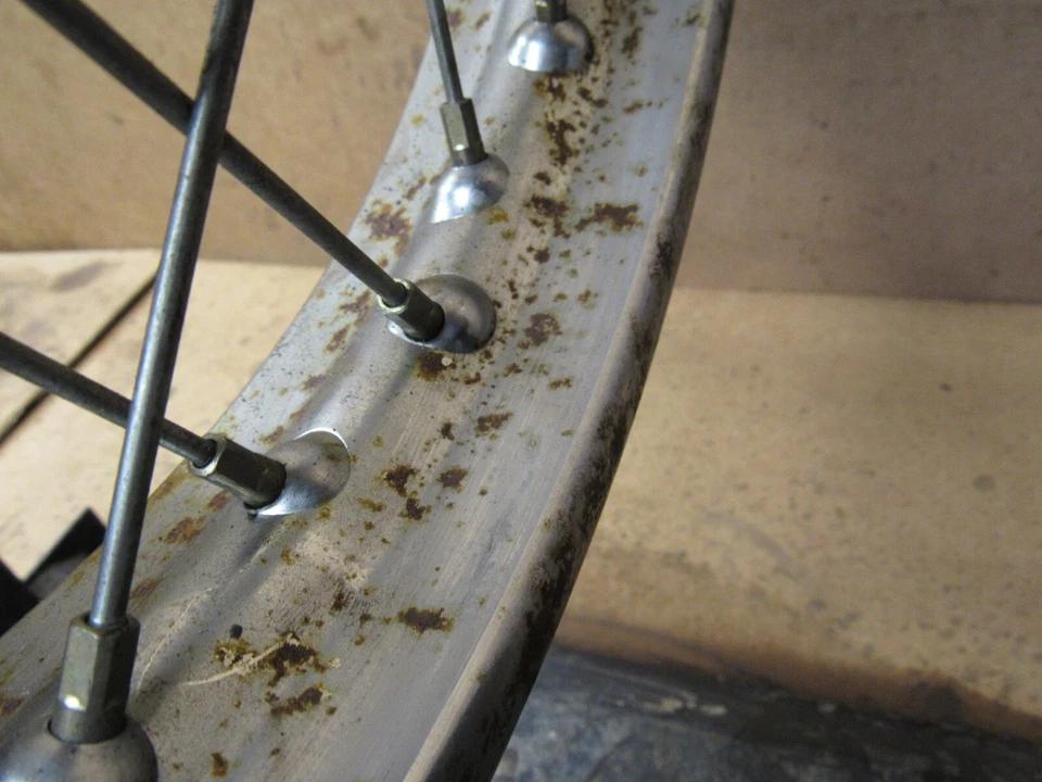 1981 Honda CM400E CM400 передний обод колеса 44701-447-671 - Изображение 4 из 4